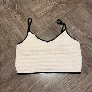 Abercrombie and Fitch Cropped Knit Top Size M